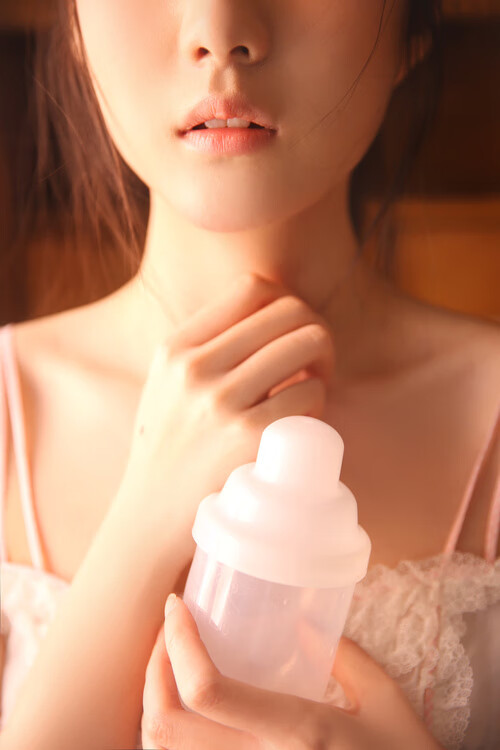 爱游戏官方-东亚杯国足惨败 球迷期待重振旗鼓，东亚杯国足首发