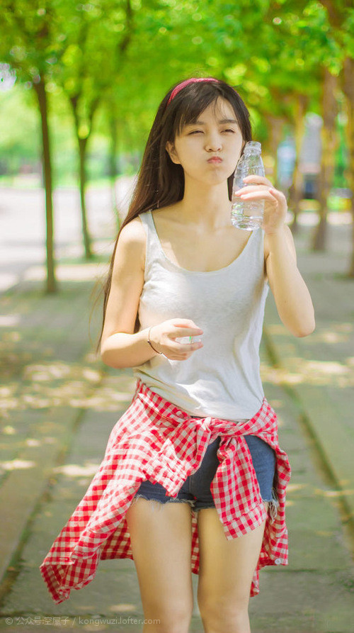 马竞通过防守稳定压制对手进攻节奏,马竞战术打法