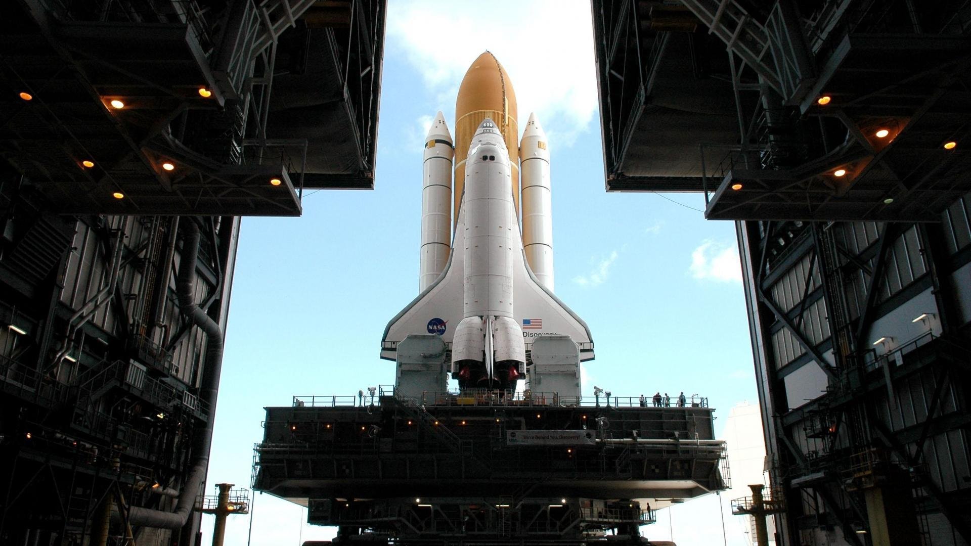 公牛球迷应援横幅登上主场大屏幕,公牛队主场壁纸