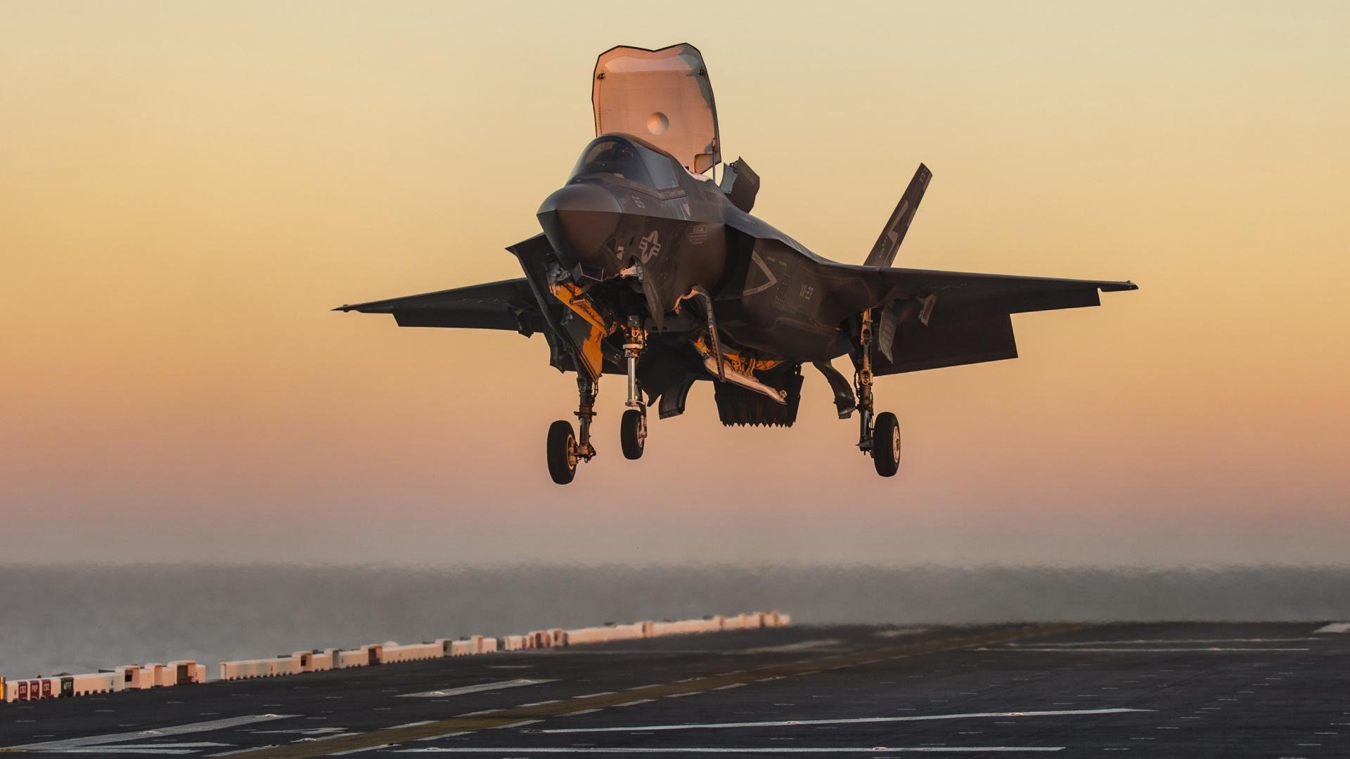 张雨霏新泳姿突破个人成绩瓶颈,张雨霏 泳帽