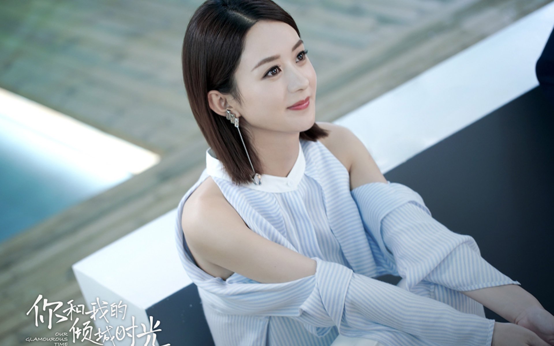 退役球员担任电视解说专业解读比赛受到观众喜爱，球员退役背景音乐