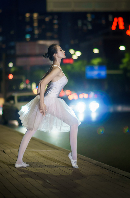 Radisavljevic 每次触地都刻画梦想