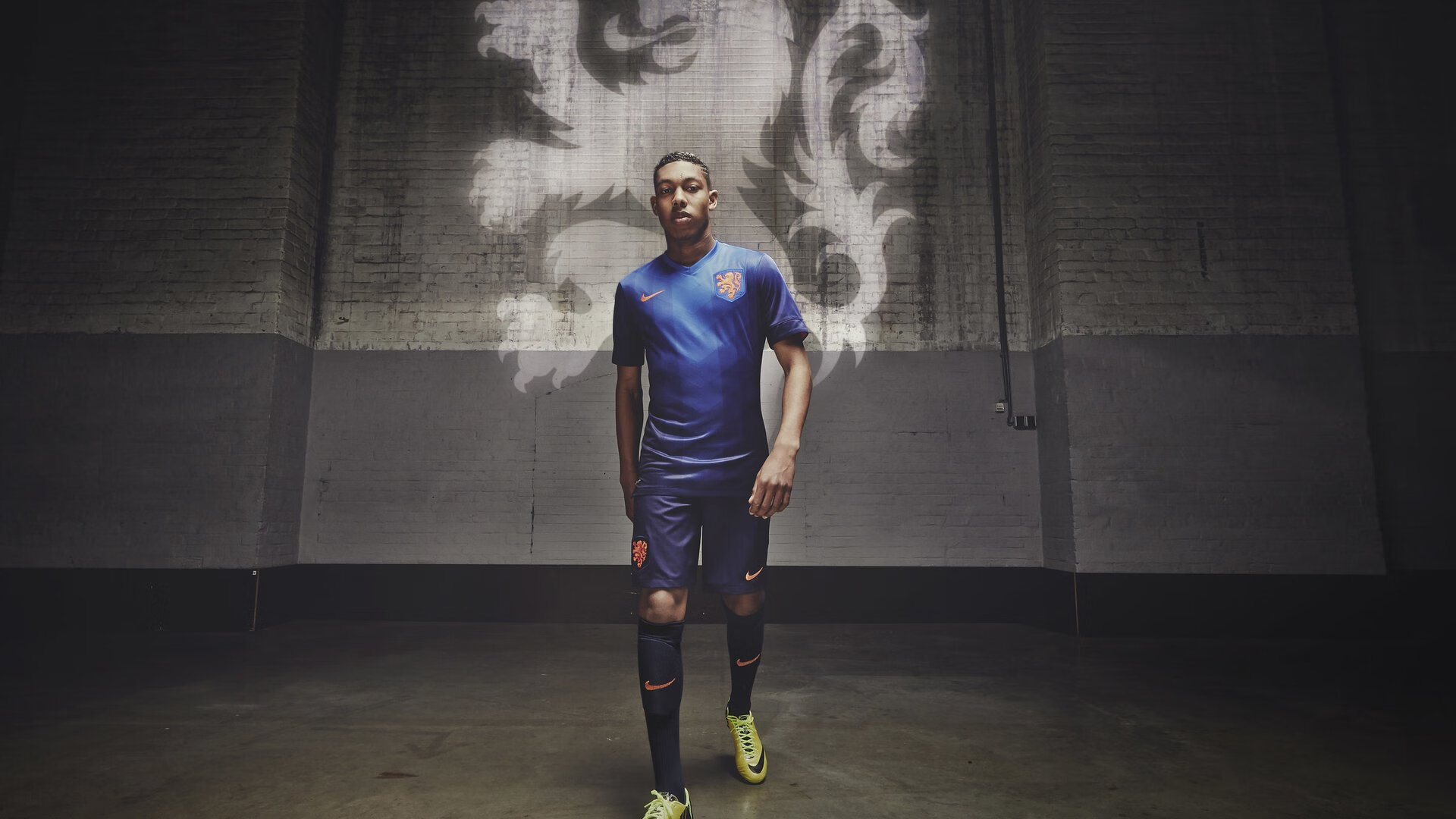 这一扣让全场尖叫